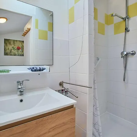 T2 Barbotan-les-thermes Avec Jardin Privatif - Fr-1-841-87 Apartment Cazaubon
